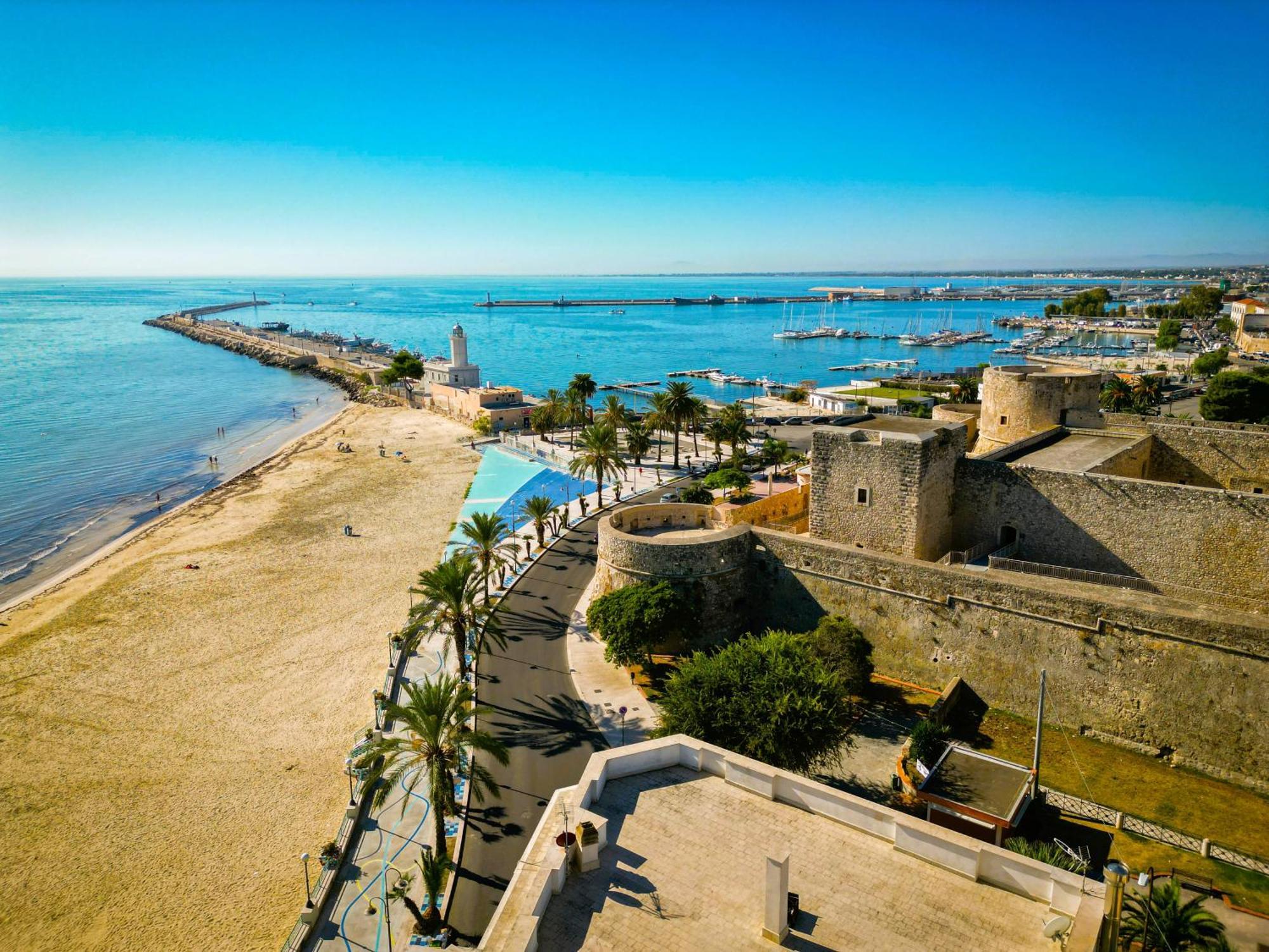 Mare E Castello Lägenhet Manfredonia Exteriör bild