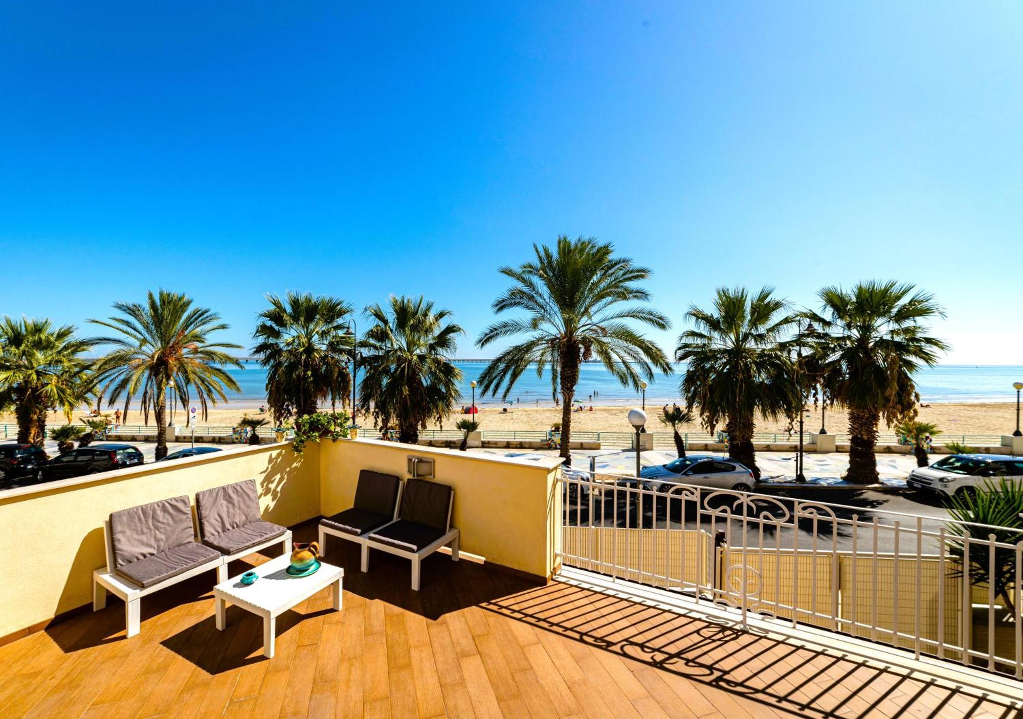 Mare E Castello Lägenhet Manfredonia Exteriör bild