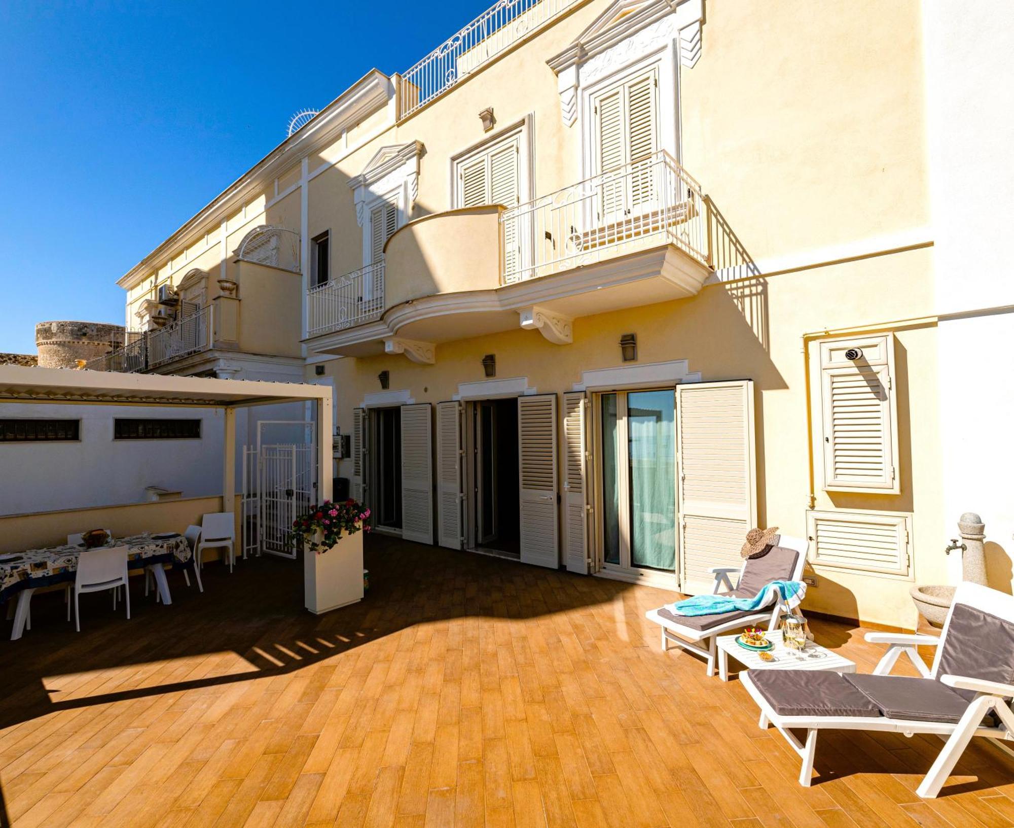 Mare E Castello Lägenhet Manfredonia Exteriör bild